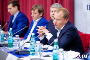 Антон Мороз об отставке Андрея Молчанова: «Задачи, которые были поставлены Правительством перед Андреем Юрьевичем, он выполнил в полном объеме»